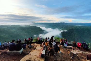 Jelajahi Keindahan Tersembunyi Jogja: Wisata Alam dan Budaya yang Memukau